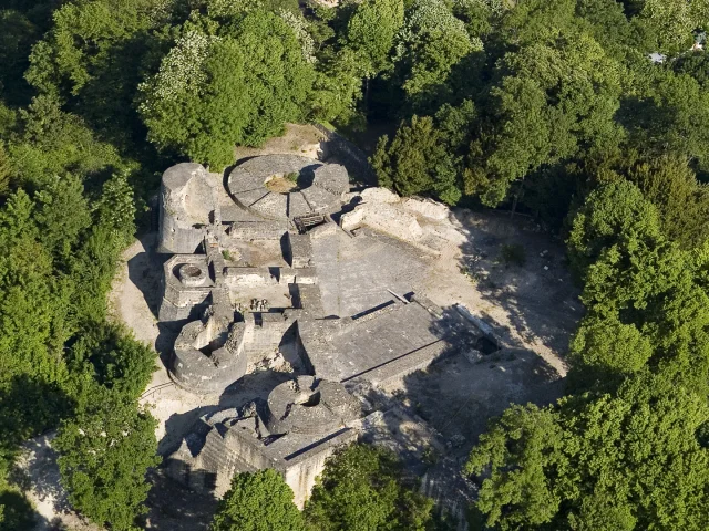 Saint-Amand-Montrond Forteresse