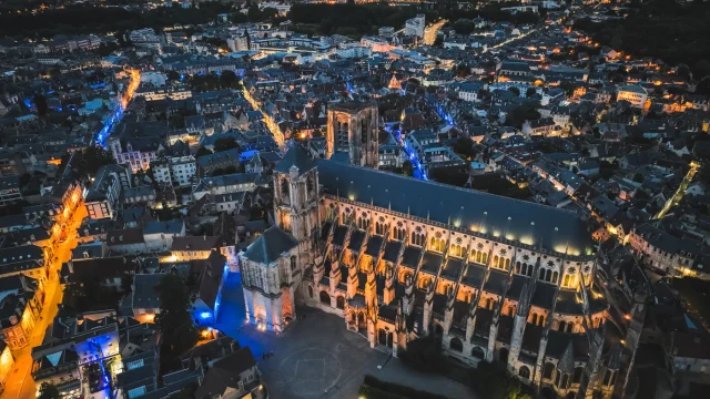 Bourges, Saint-Étienne Cathedral by night｜Ad2t Du Cher
