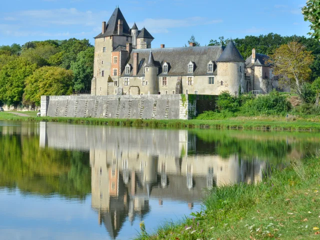 Château de La Chapelle d'Angillon｜Route Jacques Cœur