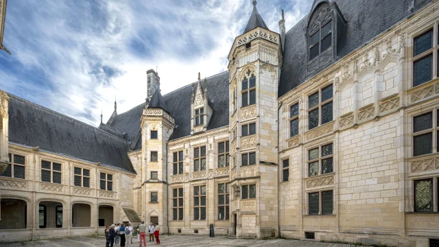 Palais Jacques Cœur｜Patrick Tournebœuf-Tendance floue, Centre des monuments nationaux